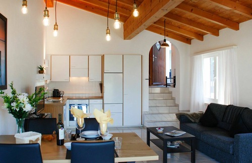 Magadino Apartamento | Precioso apartamento para 2 personas con WIFI, TV, patio y vista panorámica