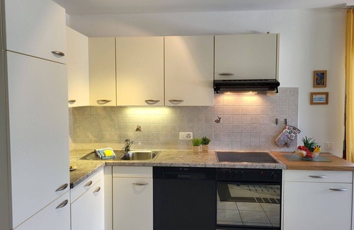 Piazzogna Apartamento | Precioso apartamento para 2 personas con WIFI, TV, patio y vista panorámica