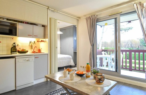 Benerville-sur-Mer Apartamento | Precioso apartamento para 2 personas con WIFI, TV, balcón y aparcamiento