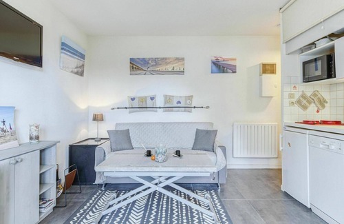 Benerville-sur-Mer Apartamento | Precioso apartamento para 2 personas con WIFI, TV, balcón y aparcamiento
