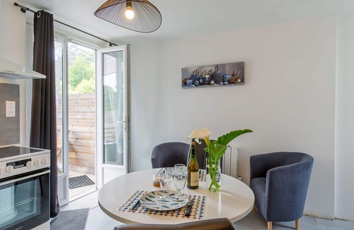 Locquirec Apartamento | Hermoso apartamento para 2 personas con WIFI, TV, terraza y mascotas permitida