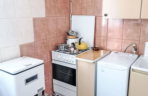 Wola Apartamento | Hermoso apartamento para 2 personas con balcón, vista panorámica y aparcamiento