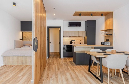 Abertamy Apartamento | Acogedor apartamento para 3 personas con WIFI, A/C y TV