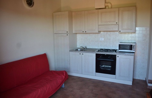 Casalappi Otro | Acogedor apartamento para 3 personas con piscina, A/C, TV, vista panorámica y aparcamiento
