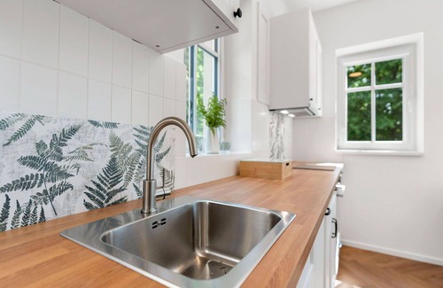 Hrensko Apartamento | Acogedor apartamento para 4 personas con WIFI, TV, patio y mascotas permitida