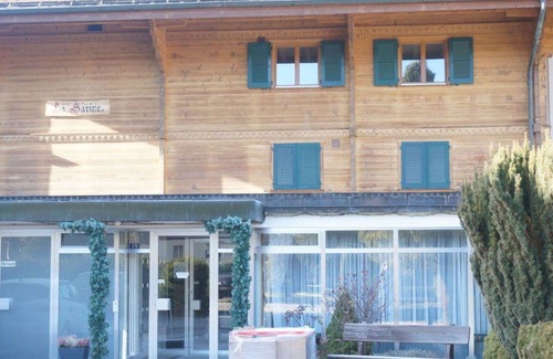 Gstaad Apartamento | Bonito apartamento para 4 personas con WIFI, TV, balcón y mascotas permitida