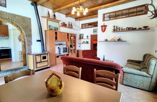 Sorico Apartamento | Acogedor apartamento para 4 personas con WIFI, A/C, piscina, TV, terraza y mascotas permitida
