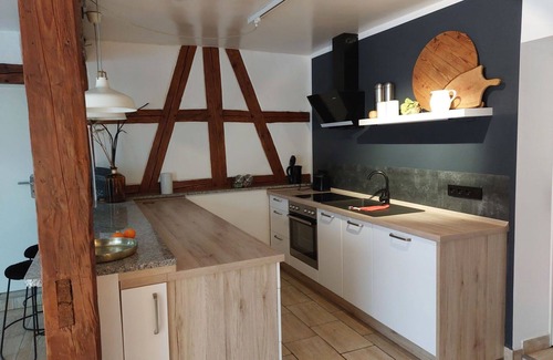 Suhl Apartamento | Acogedor apartamento para 4 personas con WIFI, TV, patio y mascotas permitida