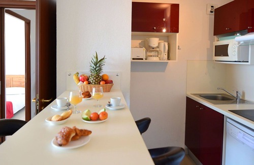 Ajaccio Apartamento | Hermoso apartamento con A/C, WIFI, piscina, TV, terraza, mascotas permitida y aparcamiento
