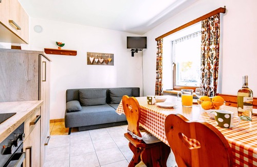Canazei Apartamento | Precioso apartamento para 4 personas con TV y mascotas permitida