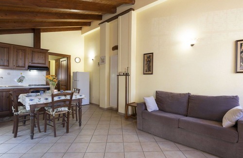 Borgo Apartamento | Bonito apartamento con WIFI, TV, patio, mascotas permitida, vista panorámica y aparcamiento