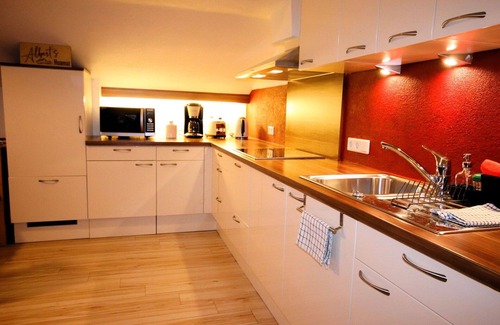 Landeck Apartamento | Hermoso apartamento para 4 personas con WIFI, TV, balcón, mascotas permitida y aparcamiento