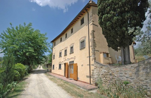 Scandicci Apartamento | Acogedor apartamento para 4 personas con piscina, WIFI, TV y aparcamiento, cerca de Florencia