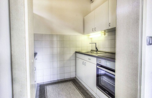 Ptuj Apartamento | Bonito apartamento para 4 personas con WIFI, A/C, piscina, TV y balcón