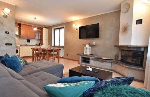 Delebio Apartamento | Acogedor apartamento para 5 personas con A/C, WIFI, TV y terraza