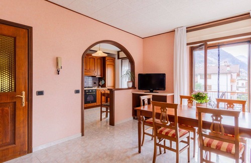 Verceia Apartamento | Precioso apartamento para 5 personas con WIFI, TV, balcón y mascotas permitida