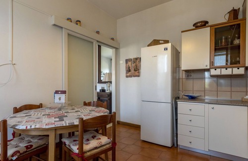 Peretola Apartamento | Acogedor apartamento para 5 personas con A/C, WIFI, TV, terraza, vista panorámica y aparcamiento