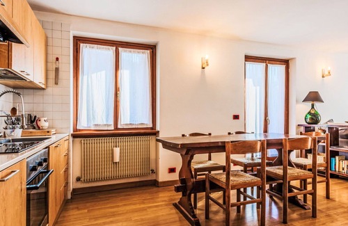 Sant'Antonio di Mavignola Apartamento | Bonito apartamento para 6 personas con TV y balcón