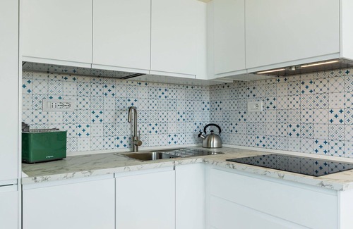 Bussana Apartamento | Bonito apartamento para 6 personas con WIFI, A/C, TV, balcón, mascotas permitida y aparcamiento
