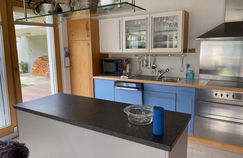 Sumvitg Apartamento | Bonito apartamento para 6 personas con WIFI, TV, patio, vista panorámica y aparcamiento