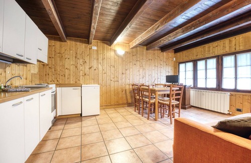 Macugnaga Apartamento | Acogedor apartamento con TV, balcón, mascotas permitida, vista panorámica y aparcamiento