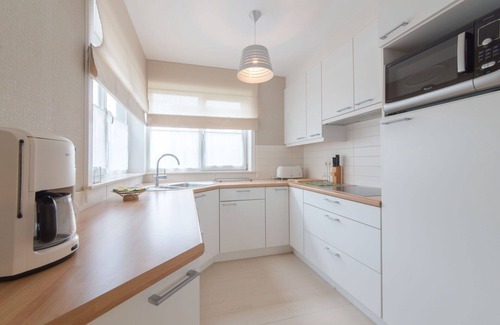 Vlissegem Apartamento | Bonito apartamento con WIFI, TV, terraza, mascotas permitida, vista panorámica y aparcamiento