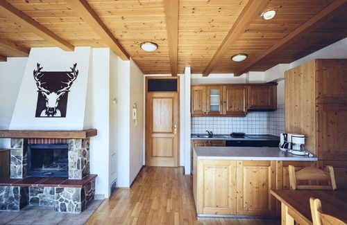 Hocko Pohorje Apartamento | Hermoso apartamento con piscina, WIFI, TV, balcón, mascotas permitida y vista panorámica