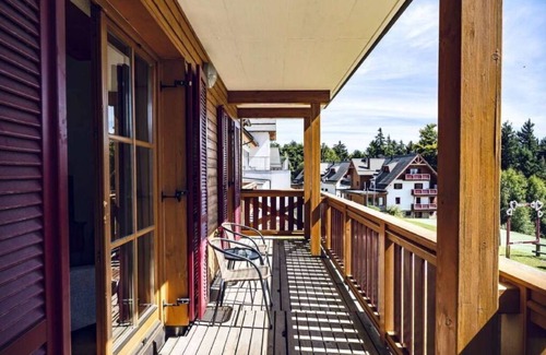 Hocko Pohorje Apartamento | Hermoso apartamento con piscina, WIFI, TV, balcón, mascotas permitida y vista panorámica
