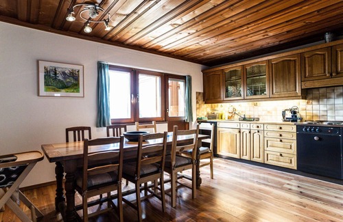 Riederalp Apartamento | Hermoso apartamento para 8 personas con WIFI, TV, balcón y mascotas permitida