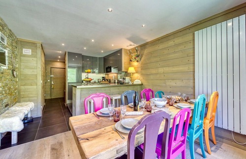 Villarembert Apartamento | Acogedor apartamento para 8 personas con piscina, WIFI, TV, balcón y aparcamiento