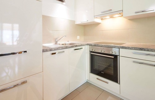 Heremence Apartamento | Bonito apartamento para 8 personas con WIFI, TV, balcón, mascotas permitida y aparcamiento