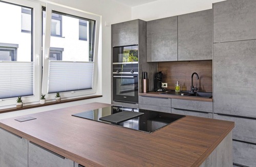 Butjadingen Apartamento | Precioso apartamento para 11 personas con WIFI, TV, terraza y aparcamiento