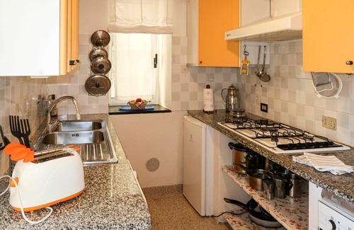 Vendone Apartamento | Apartamento con A/C, piscina, WIFI, patio, mascotas permitida, vista panorámica, aparcamiento