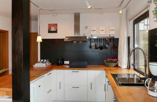 Frankenau Casa | Precioso apartamento en villa para 4 personas con WIFI, TV, terraza y mascotas permitida