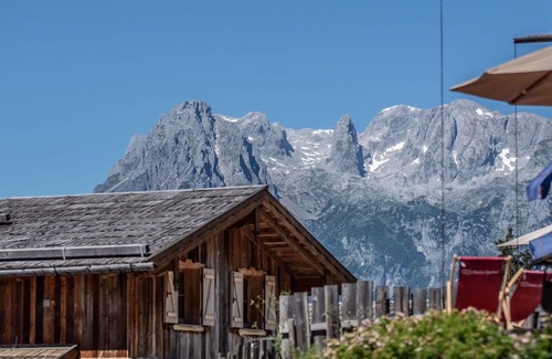 Pfarrwerfen Casa | Bonito apartamento en villa con WIFI, TV, terraza, mascotas permitida y aparcamiento