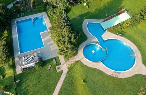 Muhldorf Casa | Bonito apartamento en villa con WIFI, A/C, TV, terraza, mascotas permitida y vista panorámica