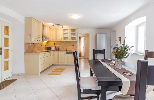 Bakar Apartamento | Nice apartment in Bakar with 1 Bedrooms and WiFi