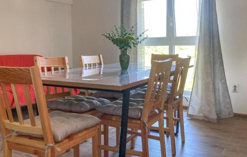 Konavle Apartamento | Nice Apartment In Gruda With Kitchen