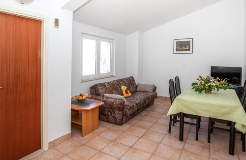 Klek Apartamento | Nice Apartment in Klek With Wifi and 2 Bedrooms