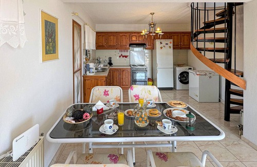 Korfos Apartamento | Bonito apartamento en Korfos, Corinto