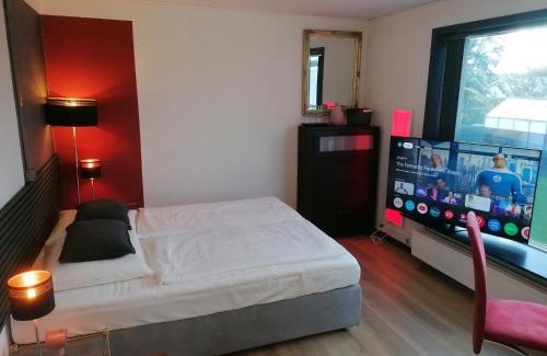 Kvaers Apartamento | Nice apartment in Kværs - kitchen and EV charging