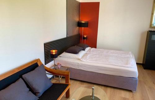 Kvaers Apartamento | Nice apartment in Kværs - kitchen and EV charging