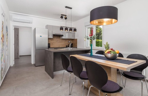 Opric Apartamento | Bonito apartamento en Lovran con WiFi