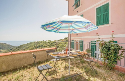Moneglia Apartamento | Bonito apartamento en Moneglia -GE-