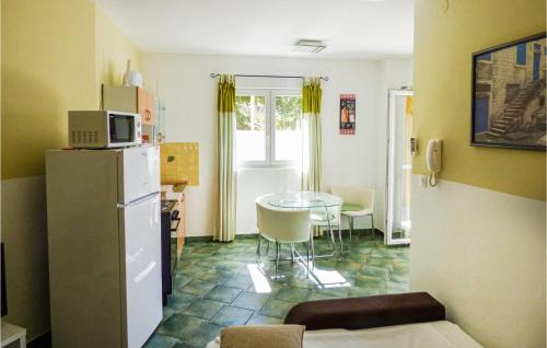 Mimice Apartamento | Nice Apartment In Mimice With Wifi
