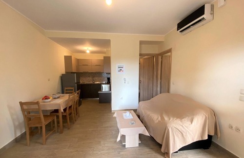 Skaloma Apartamento | Bonito apartamento en Nafpaktos con.