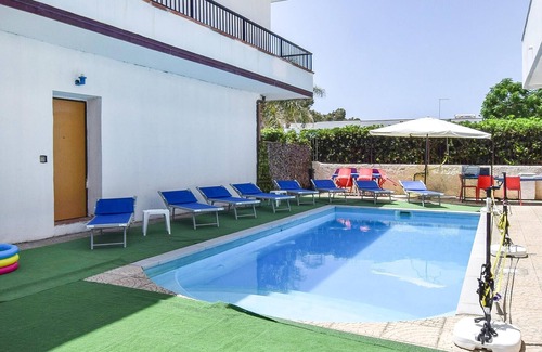 Palmi Apartamento | Nice apartment in Palmi with WiFi