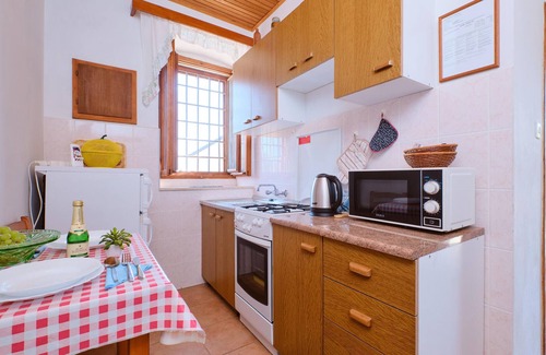 Sveti Jakov Apartamento | Bonito apartamento en Stivan