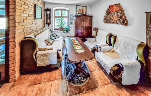 Ostroda Apartamento | Nice Apartment In Szyldak With Sauna