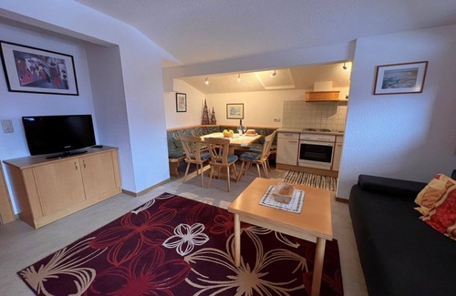 Hollersbach im Pinzgau Villa | Bonito apartamento en villa para 6 personas con WIFI, TV, balcón y vista panorámica